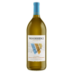 Woodbridge Chardonnay Lightly Oaked 1.5 L